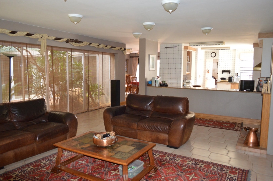 4 Bedroom Property for Sale in Wilkoppies North West